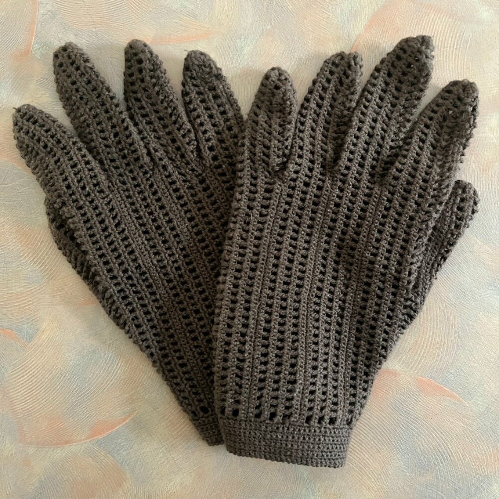 Vintage cotton crocheted gloves